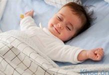 Trẻ sơ sinh nằm điều hòa