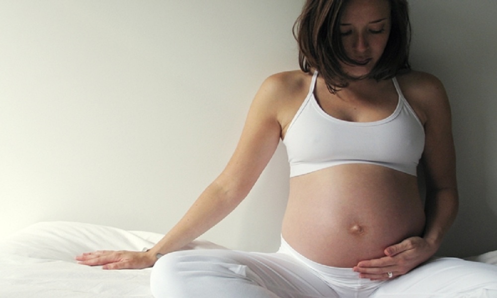 Nước ối ít ở tuần 38 có nguy hiểm tới thai nhi không?