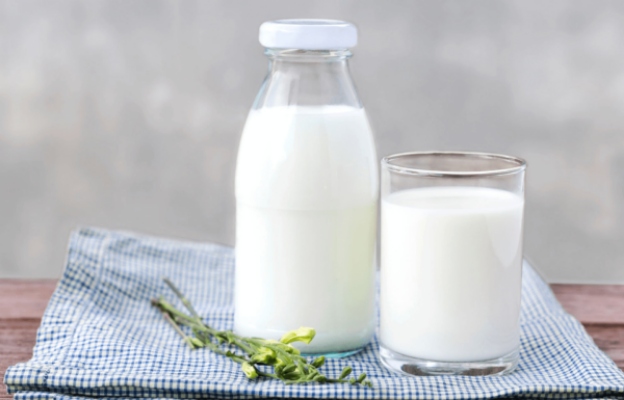 sữa cho trẻ dị ứng đạm sữa bò cần phải tham khảo bác sĩ