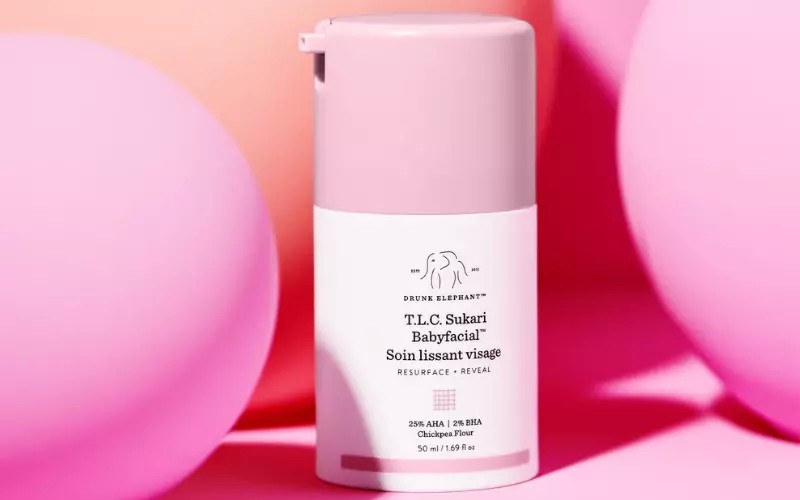 sản phẩm peel da Drunk Elephant T.L.C. Sukari Babyfacial